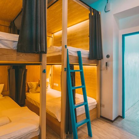 Thalay Cha-Am By Tha Hostel Εξωτερικό φωτογραφία